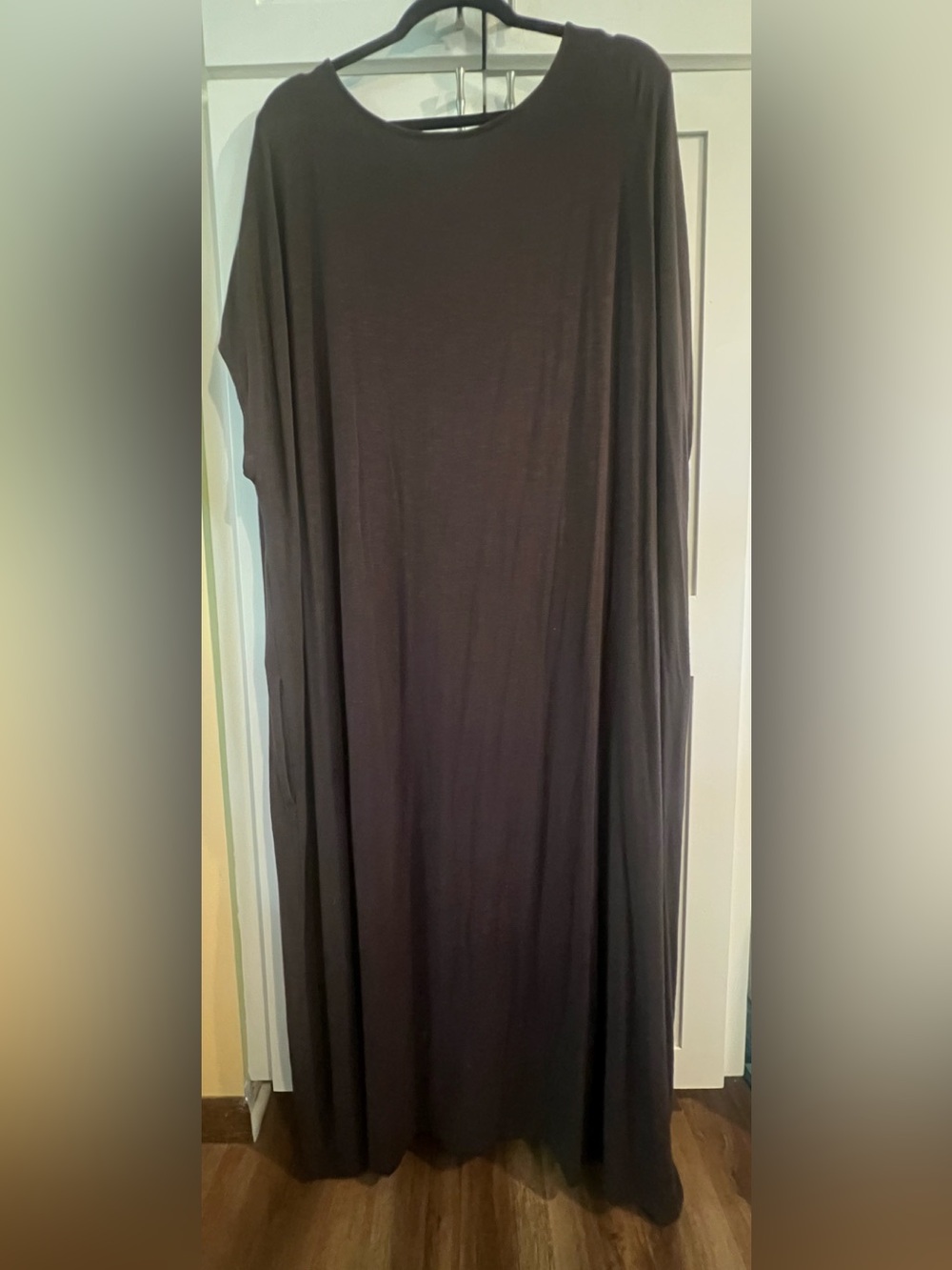 J. Jill Short Sleeve V-Neck Maxi Dress in Dark Brown Size 4x - Picture 3 of 7